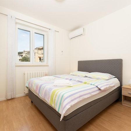 Apartments Oriana Рабац Екстериор снимка