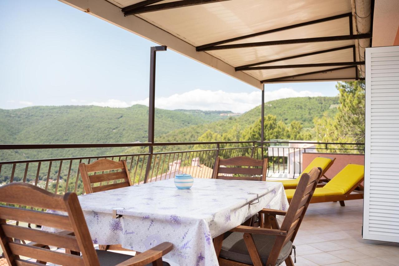 Apartments Oriana Рабац Екстериор снимка