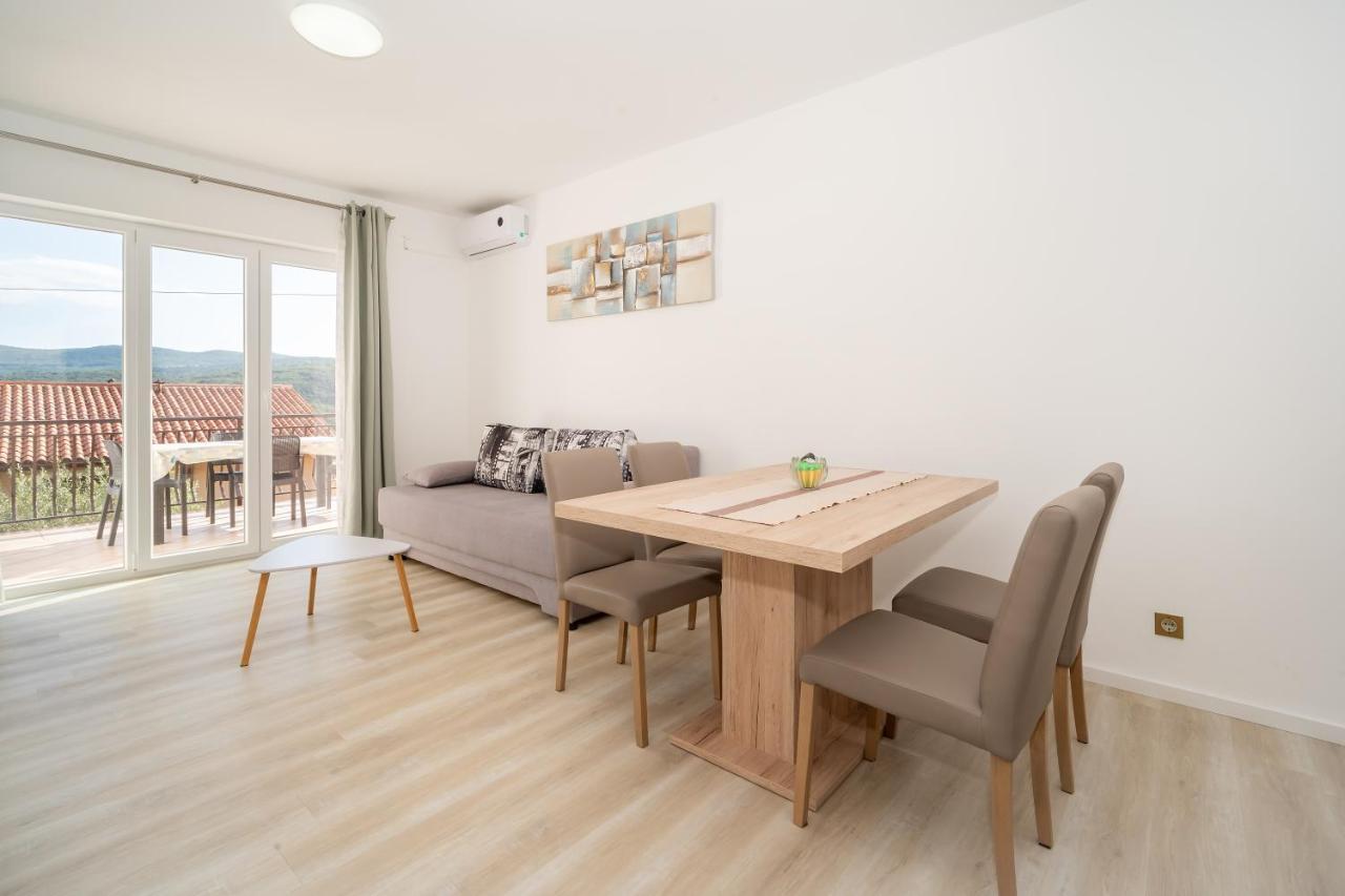 Apartments Oriana Рабац Екстериор снимка