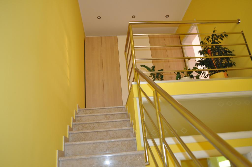 Apartments Oriana Рабац Екстериор снимка